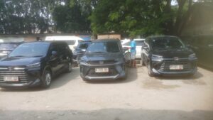 Mobil Travel Merpati Trans